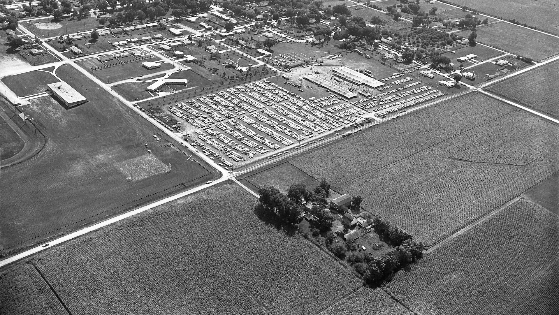 102519-Aerial-1961-011